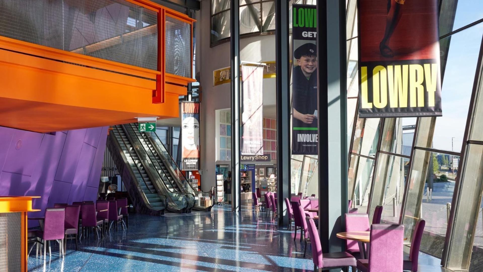 Quay House - Salford - 2bdr Sleeps 7, Spacious & Quiet - Free Parking - Close To Centre, United & The Lowry Apartamento *