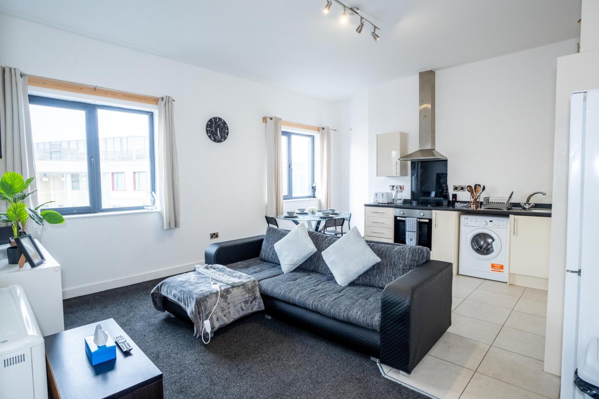 Apartamento Quay House - Salford - 2bdr Sleeps 7, Spacious & Quiet - Free Parking - Close To Centre, United & The Lowry *